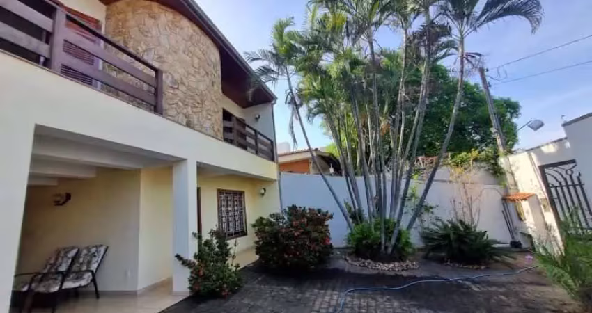 Casa com 3 quartos à venda na Rua Aviador Marques de Pinedo, Jardim América, Bauru