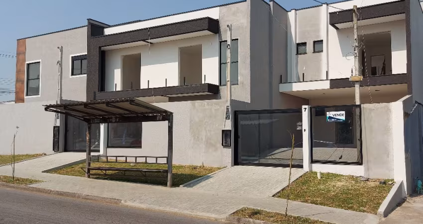 Sobrado estilo moderno, frente para a rua, com 3 suítes, 2 vagas cobertas