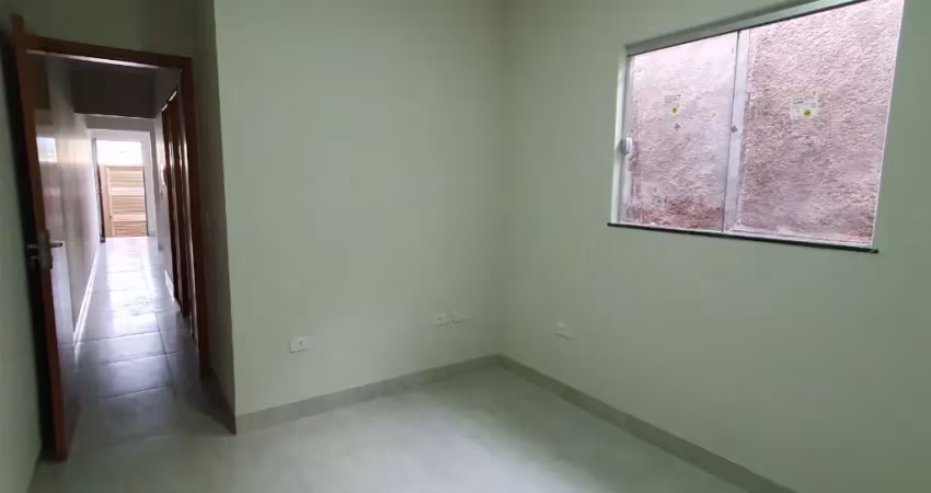 Casa nova no residencial búzios: 01 suíte + 01 quarto