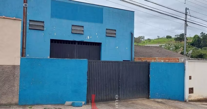 Galpão no Tanque do Moinho, em Bragança Pau
