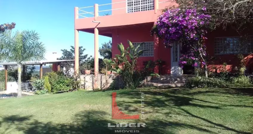 Chácara / sítio com 6 quartos à venda na Vila Helena, Atibaia 