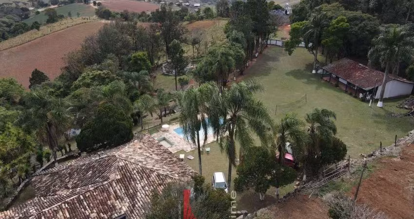 Fazenda à venda no Centro, Pedra Bela 