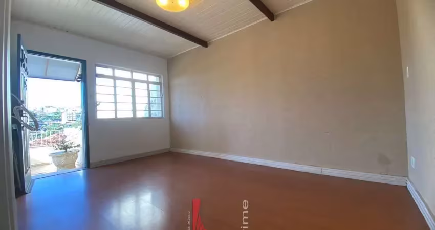Casa com 3 quartos à venda no Taboão, Bragança Paulista 