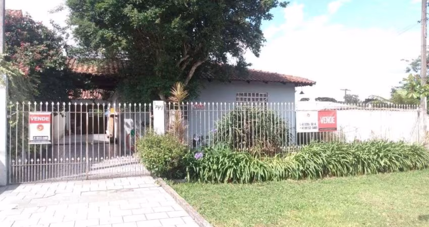 Casa a venda  200m² - Rua  Angelo Caron - São Braz -Terreno 480m²- R$870.000,00