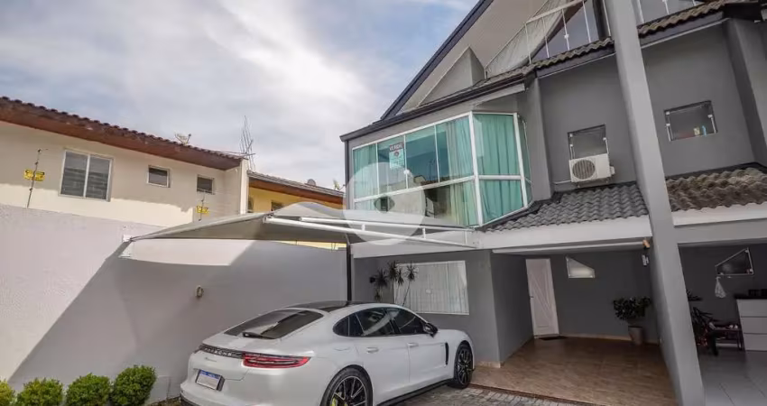 Sobrado com 3 quartos mobiliado e decorado a venda no ecoville