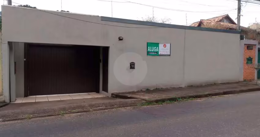 Casa comercial para locação - bairro  mossunguê - 229,00m  de área privativa   36m área frontal
