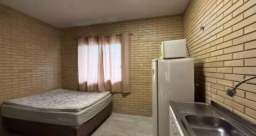 Flat com 1 quarto para alugar na Avenida Prefeito José Juvenal Mafra, 4155, Meia Praia, Navegantes