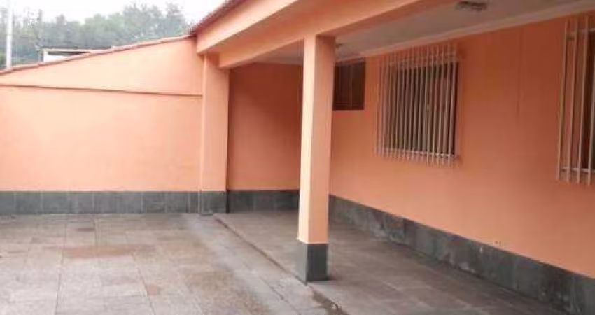 Casa à venda em Ipatinga, Bom Retiro, com 3 quartos, 200m²