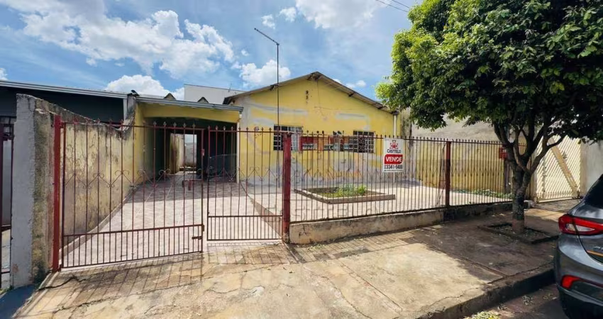 Casa com 3 dormitórios à venda, 88 m² por R$ 270.000 - Cafezal - Londrina/PR