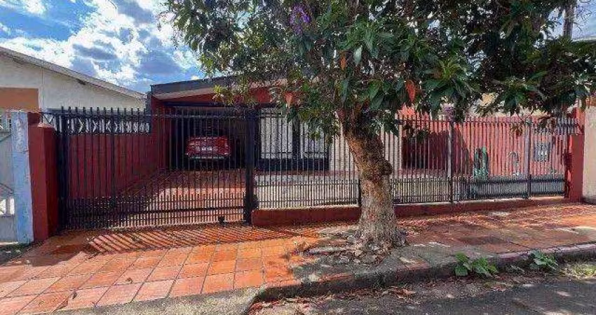 Casa à venda por R$ 698.000 - Vila Fujita - Londrina/PR