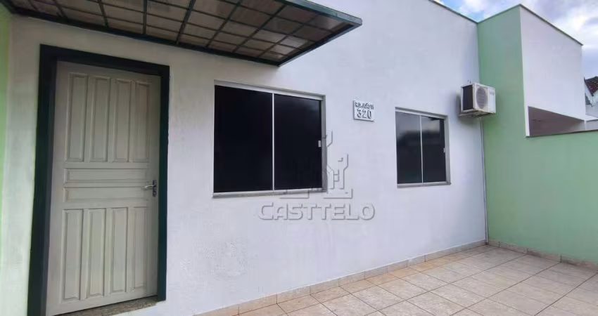 Casa para alugar por R$ 1.400/mês - Jardim Guararapes - Londrina/PR