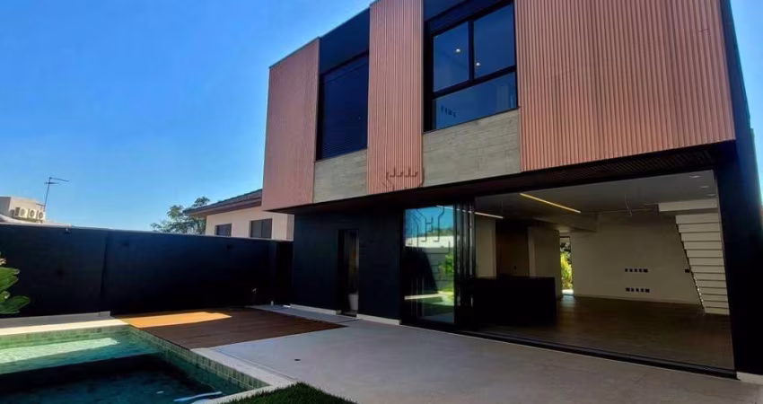Sobrado com 5 dormitórios à venda, 303 m² por R$ 2.990.000 - Royal Forest Residence - Londrina/PR