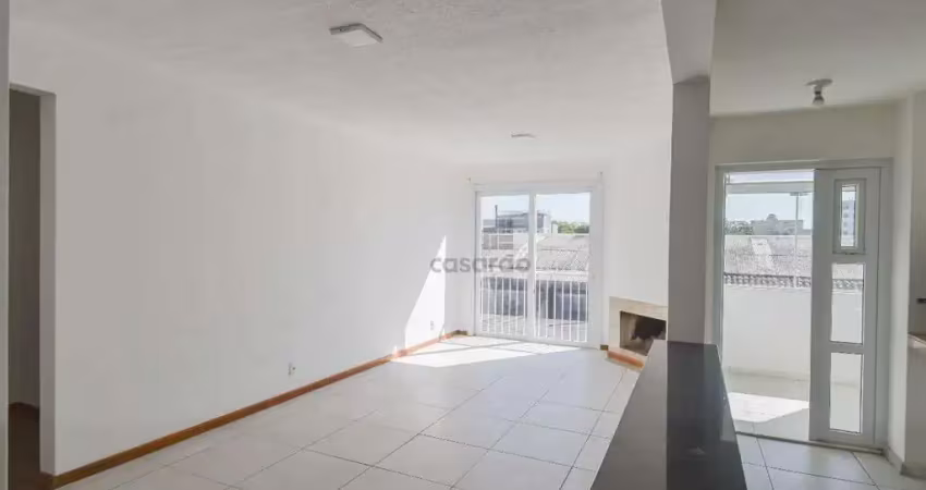 Apartamento com 3 quartos para alugar no Centro, Pelotas 