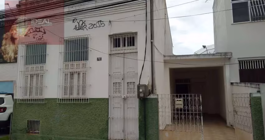 Casa com 4 quartos para alugar na Rua Carlos Lacerda, 311, Centro, Campos dos Goytacazes