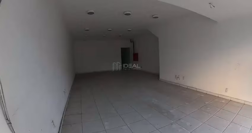 Prédio para alugar na R. Ten-Cel. Cardoso, 361, Centro, Campos dos Goytacazes