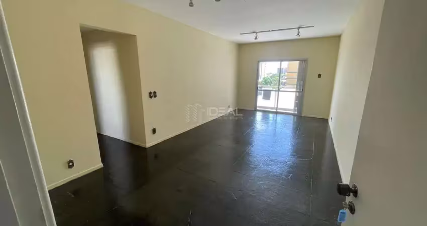 Apartamento à venda na pelinca em rua tranquila e arborizada