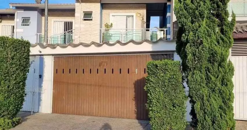 Sobrado com 3 dormitórios à venda, 140 m² por R$ 900.000,00 - Picanco - Guarulhos/SP