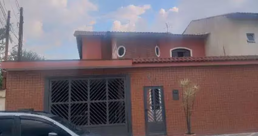 Casa com 4 dormitórios à venda, 272 m² por R$ 1.150.000 - Jardim Vila Galvão