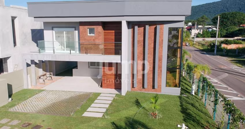 Ilha do Francês - Casa com 3 suítes em condomínio fechado no Rio Vermelho - Florianópolis/SC