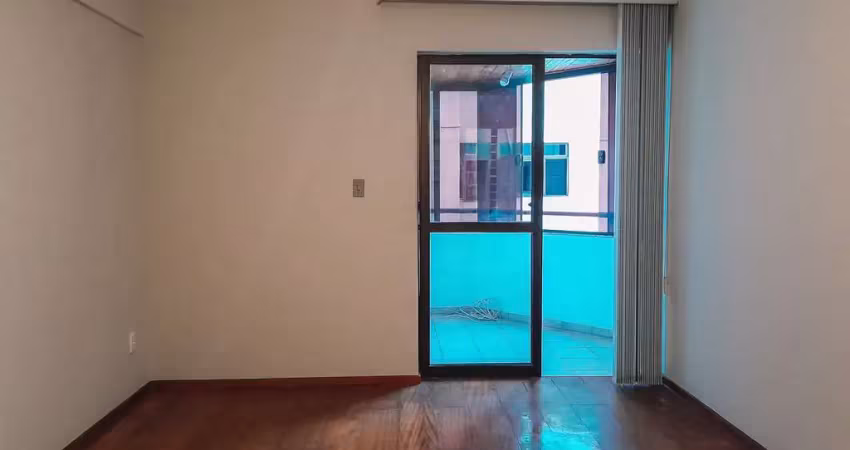 Quarto e sala, com planejados e vaga no são mateus para locação