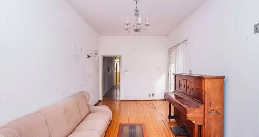 Uma espaçosa casa pra aluguel e várias possibilidades para locação