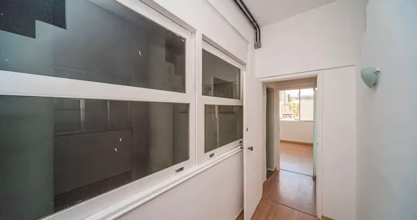 Sala comercial para alugar na Rua Halfeld, 414, Centro, Juiz de Fora