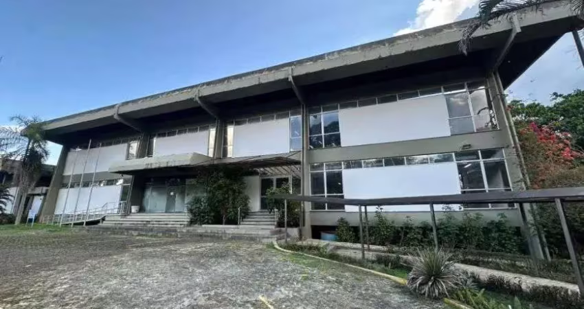 Imóvel comercial na perimetral - área total 13.180 m² / área construída 4894 m² - marco - belém - pa