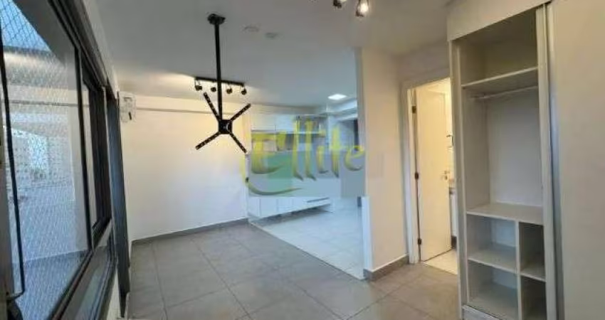 Apartamento sem mobília com 01 dormitório para locação na Vila Madalena em São Paulo!
