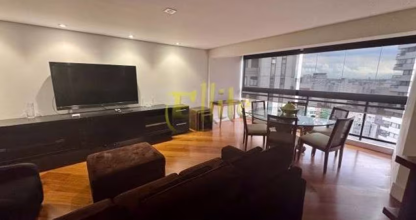 Flat com 02 dormitórios para locação em Moema, totalmente mobiliado com serviços, próximo à Estação Moema!