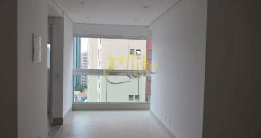 Apartamento sem mobília com 02 dormitórios para locação na Consolação em São Paulo!