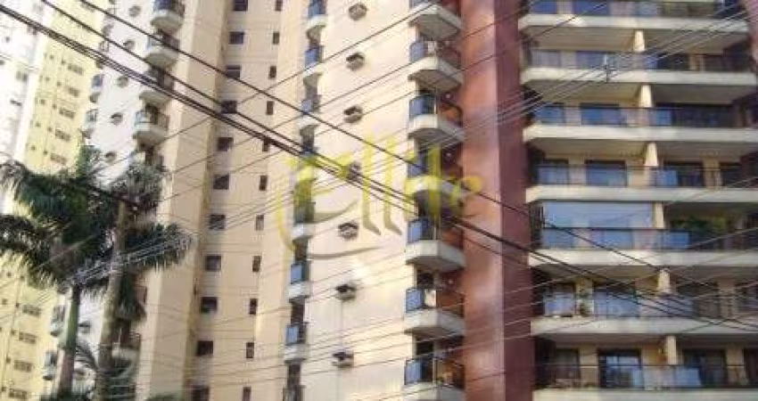 Flat com 03 dormitórios para locação em Moema, totalmente mobiliado com serviços, próximo à Estação Moema!
