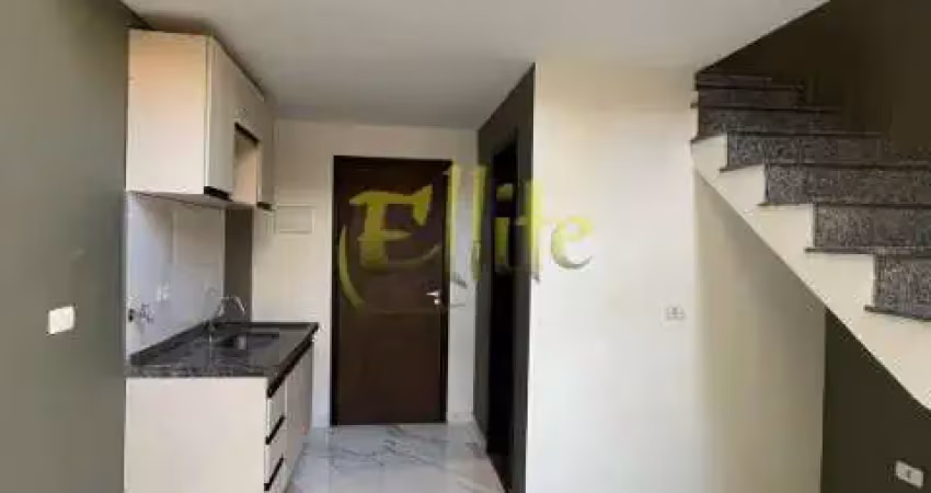 Loft duplex de 35m² disponível para locação, perfeito para quem busca praticidade e conforto em uma localização estratégica.