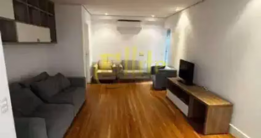 Apartamento sem mobilia para locação na região da chácara santo antônio, são paulo.