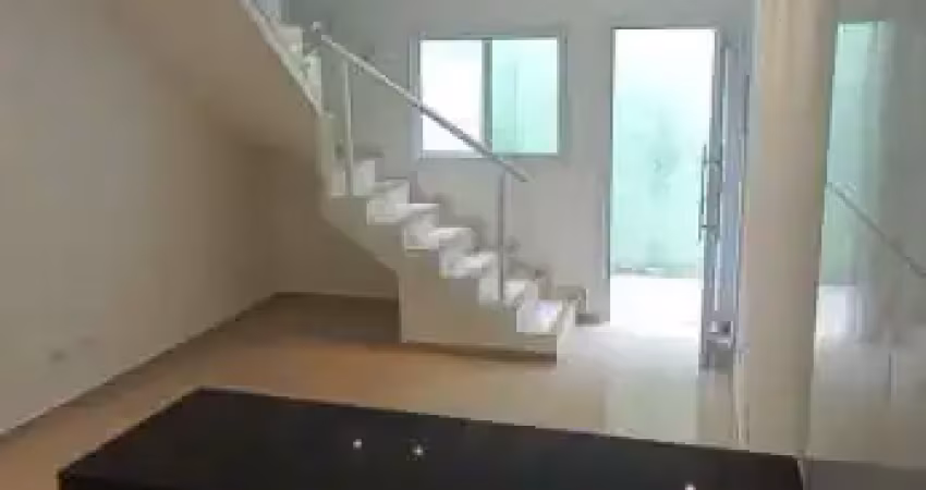 Sobrado à venda com 2 dormitório, area privativa,  praia grande, sp
