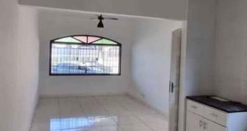 Casa Reformada com 2 dormitórios - Jd. Imperador - Vista Mar!!!