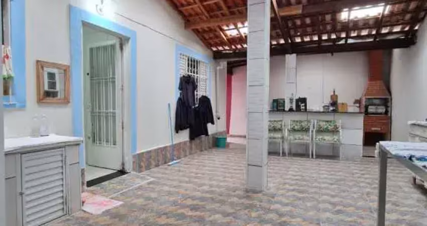 Casa isolada na vila caiçara - 12,00 metros de frente! 2 dormitórios!