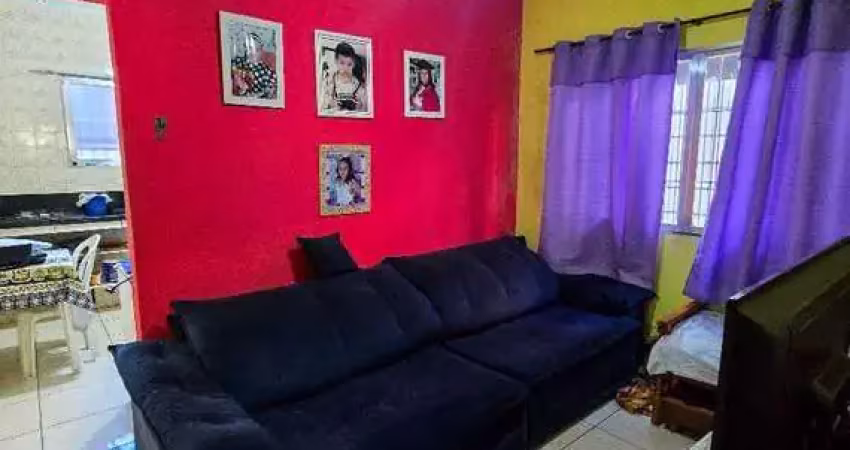 Apartamento térreo a 50m da praia, ocian, praia grande, sp
