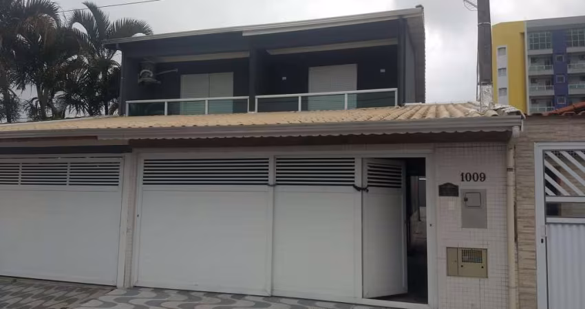 Sobrado à venda, Maracanã, Praia Grande, SP
