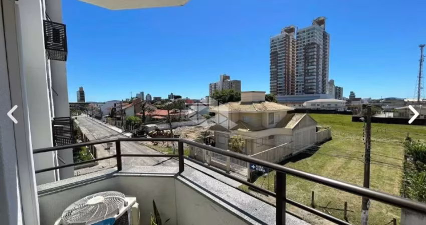 Apartamento com 2 Quartos e 1 Vaga de Garagem no Centro de Palhoça/SC