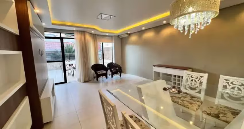 APARTAMENTO ALTO PADRÃO COM 3 SUÍTES E SACADA GOURMET NO CENTRO DE FLORIANÓPOLIS