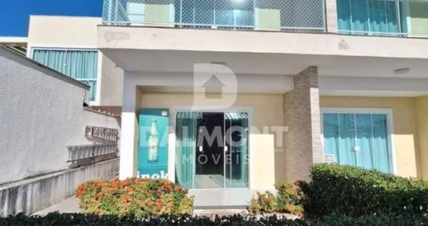 Ogiva - Cabo Frio - Casa em condomínio com área de lazer e acesso ao Canal Navegável