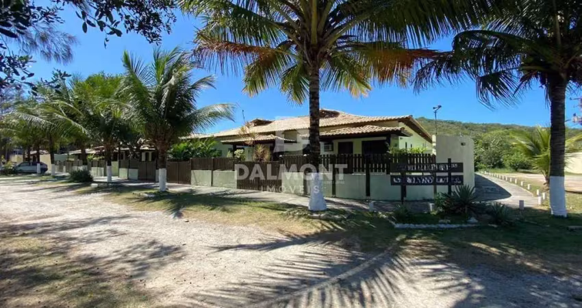 Ogiva - Cabo Frio - Casa duplex em condomínio com área de lazer