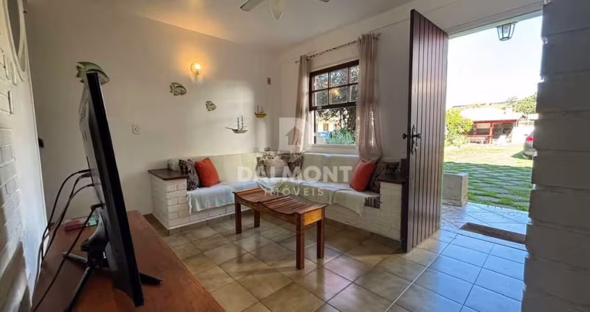 Peró  -  Cabo Frio - Maravilhosa casa triplex próximo a Praça do Moinho.