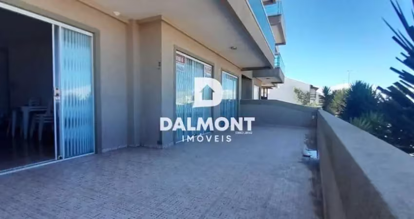 Peró - cabo frio - apartamento coom vista livre para a praia do peró - 120m²
