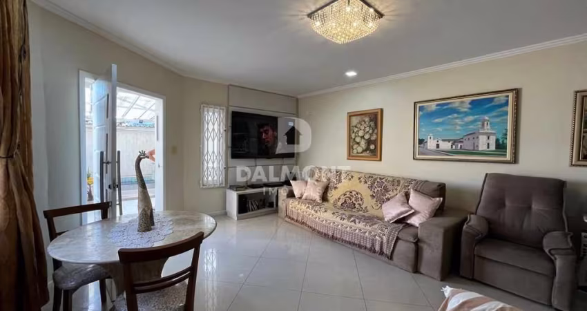 Novo Portinho - Cabo Frio/RJ - Casa com 4 dormitórios à venda, 225 m² por R$ 950.000.