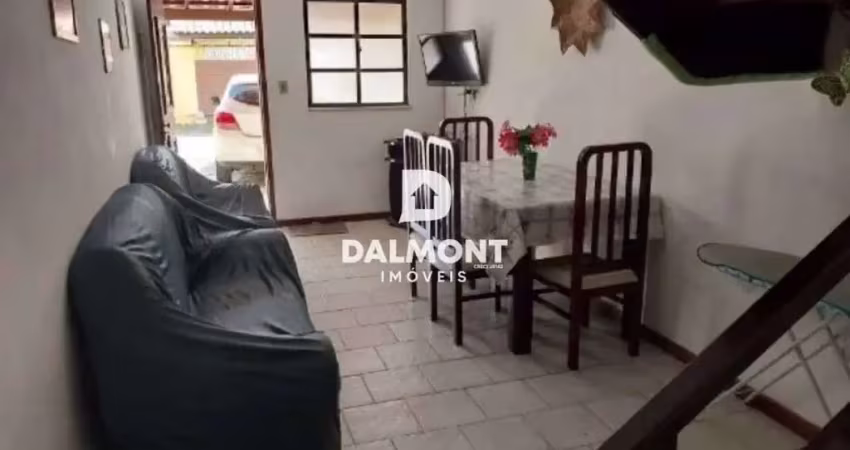 Casa com 2 dormitórios à venda, 76 m² por r$ 270.000,00 - manoel correa - cabo frio/rj