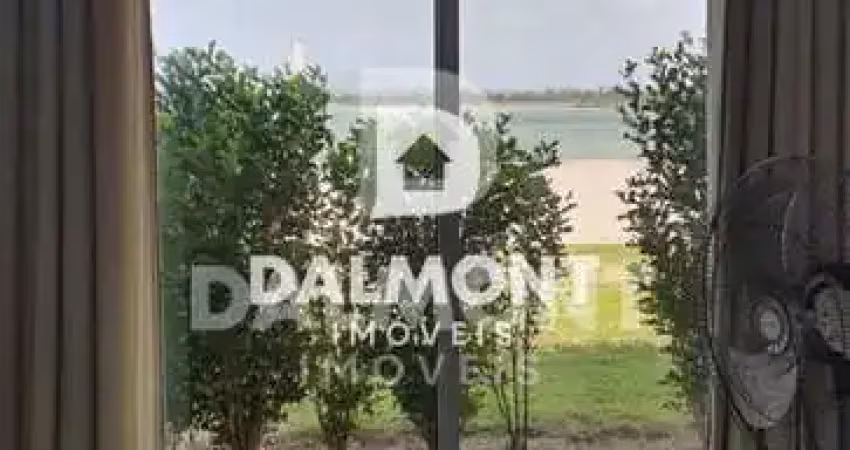 Apartamento Residencial à venda, Praia do Pontal, Arraial do Cabo - AP0687.