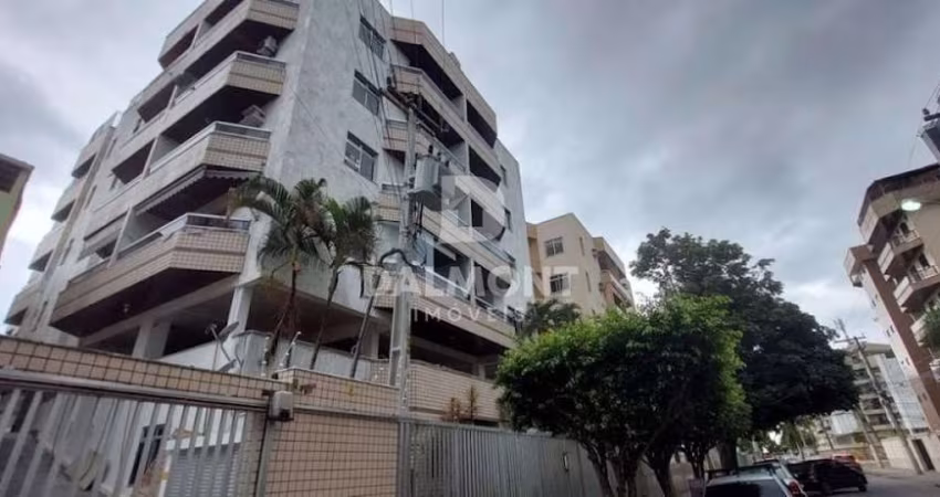 Vila Nova - Cabo Frio - Apartamento a 400 metros da Praia do Forte - 151m²
