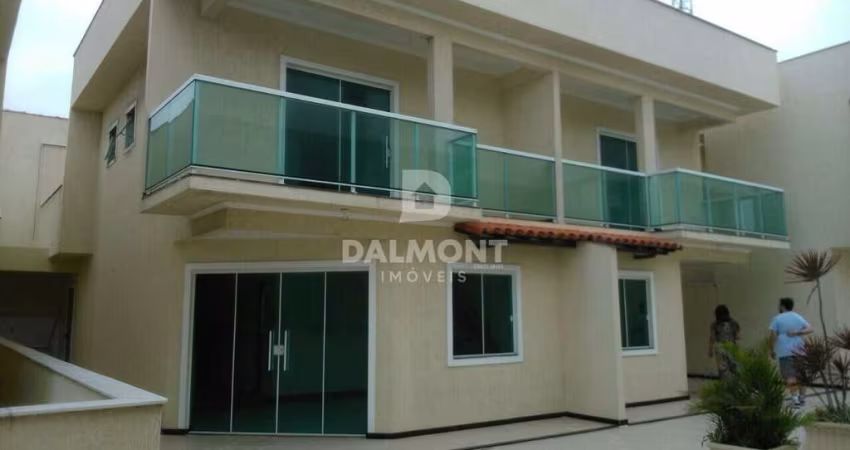 Peró - Cabo Frio - Casa de 3 quartos sendo 2 suítes