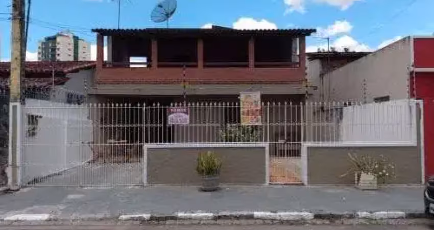 Casa com 5 quartos à venda no Ponto Central, Feira de Santana 